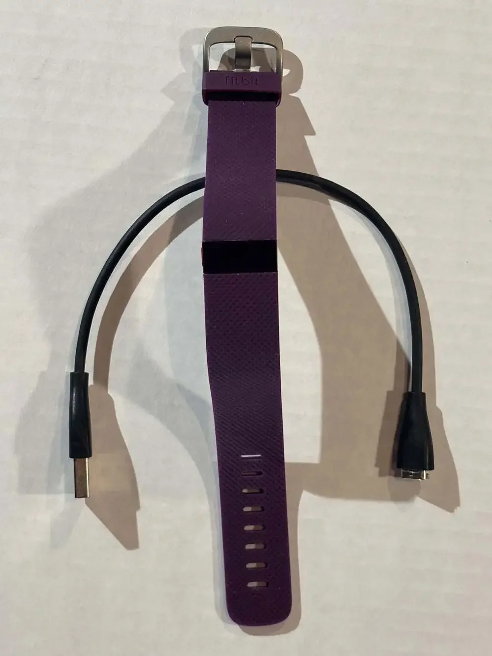 Fitbit Charge HR Step Tracker Monitor Wristband Heart Rate Purple W/Charger